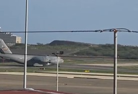 Aviones militares de EEUU aterrizan en Maiquetía tras los sismos en Venezuela