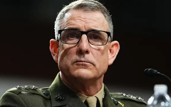 «No nos quedaremos»: EEUU despliega más de 900 militares en Venezuela para operaciones de socorro – bancaynegocios.com
