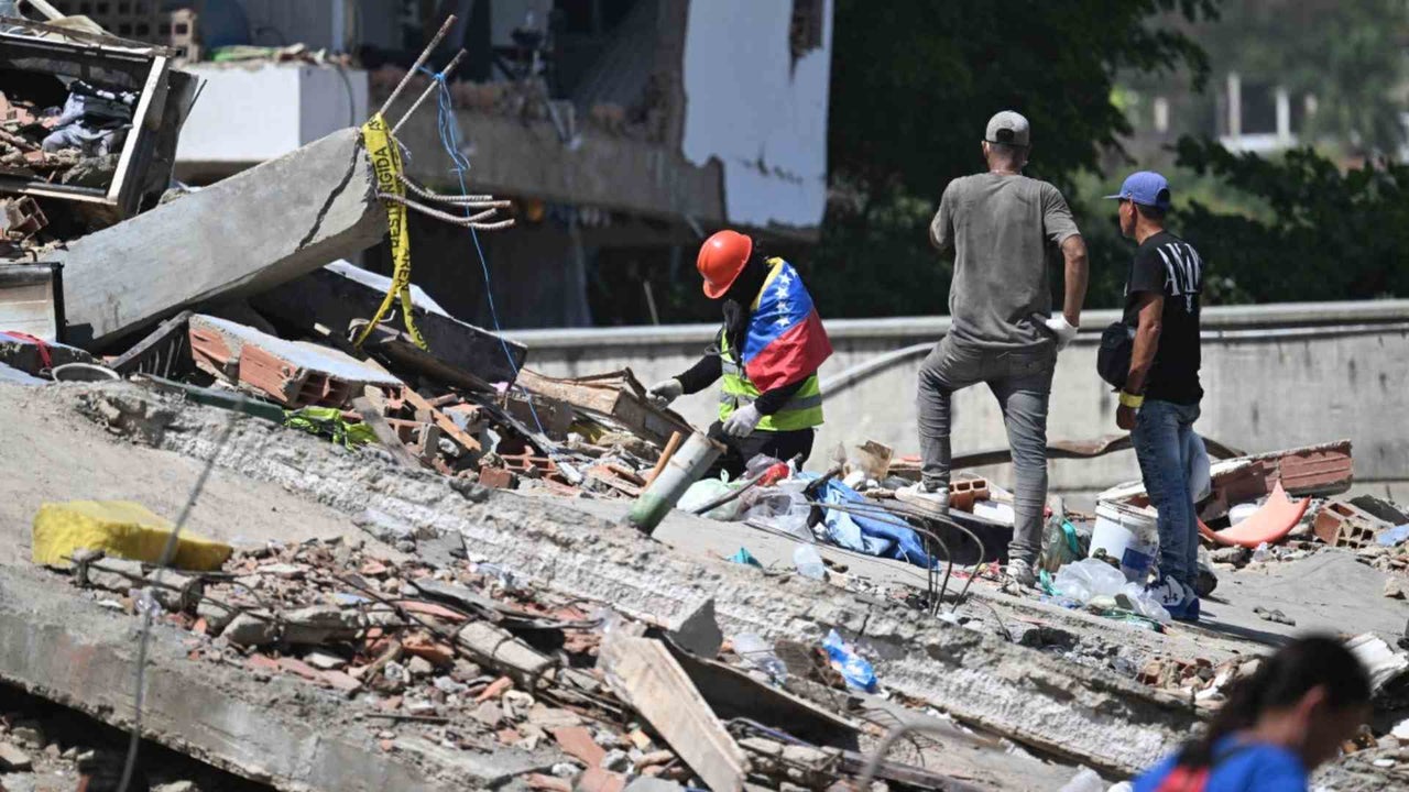 Sigue en aumento la cifra de muertos en Venezuela por potentes terremotos: reportan 2.295 fallecidos este miércoles | NTN24.COM