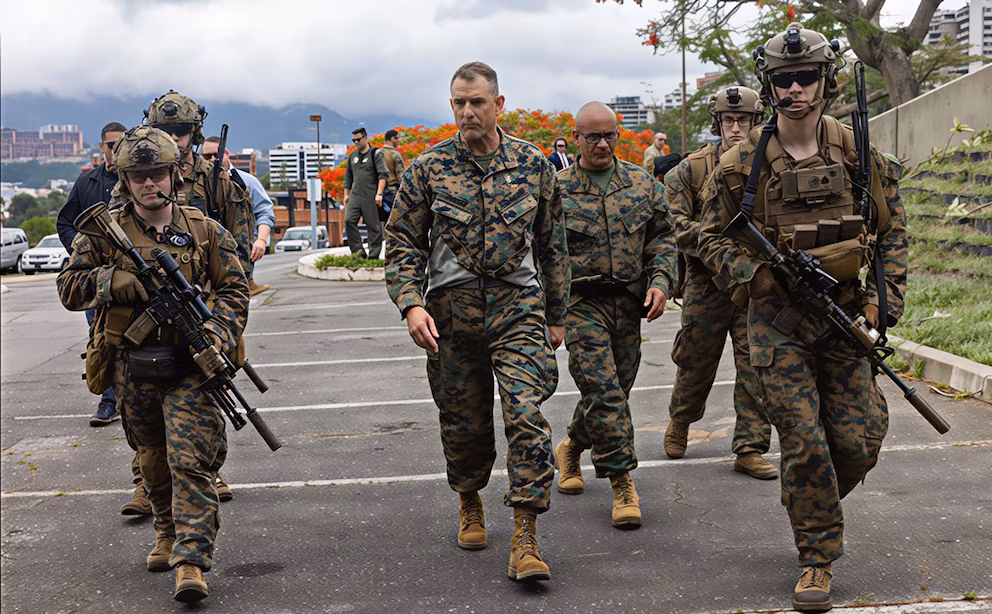 Jefe del Comando Sur confirmó la presencia de unos 2.000 militares de EEUU en Venezuela