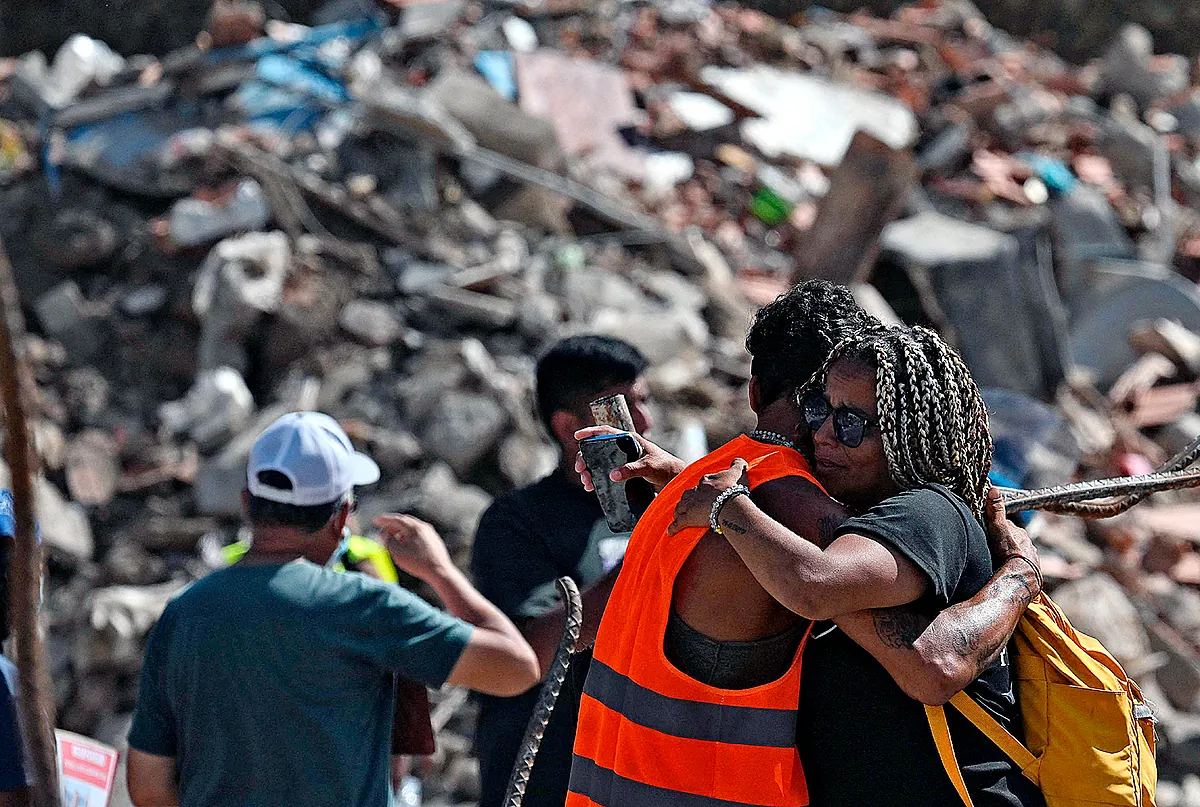 Duelo nacional con las morgues repletas de cadáveres: “Sabemos que hay muchas personas con vida, pero no tienen fuerza para gritar y avisar a los grupos de rescate”