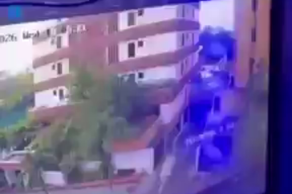 El impactante VIDEO que muestra segundo a segundo cómo cayó un edificio en La Guaira