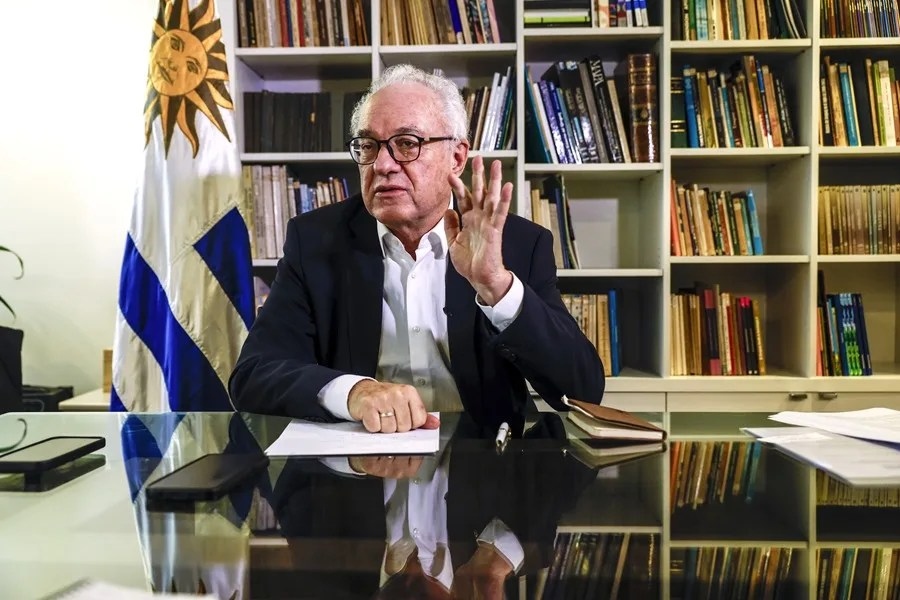 Uruguay enviará un avión Hércules con 15 toneladas de ayuda humanitaria a Venezuela