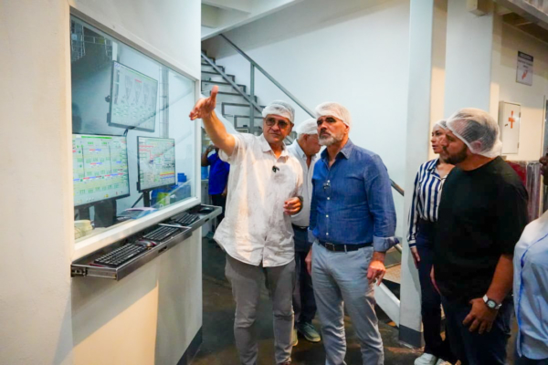 Padrino López: «Alimentos en Venezuela están garantizados» porque la producción no se ha detenido – bancaynegocios.com