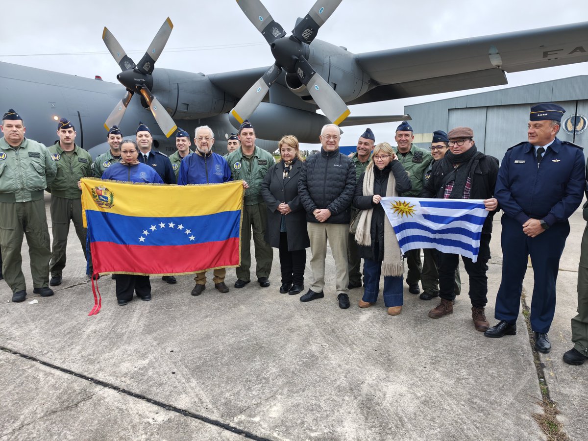 Parte a Venezuela el primer avión con envío de ayuda humanitaria de Uruguay (Fotos y Video)