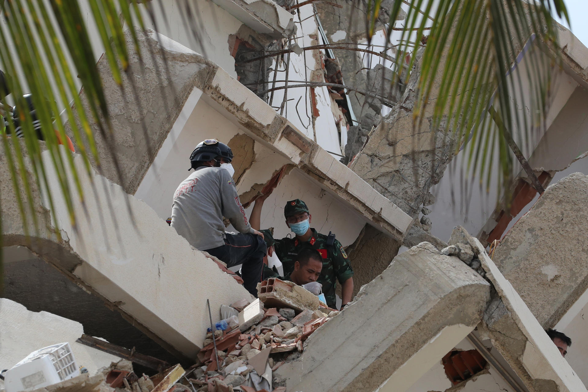 Ascienden a 95 los portugueses muertos en Venezuela por los terremotos