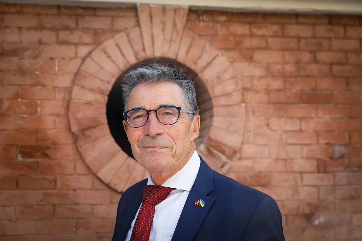Anders Fogh Rasmussen, ex secretario general de la OTAN: “Rutte está manteniendo unida a la Alianza, pero la adulación con Trump tiene sus límites”