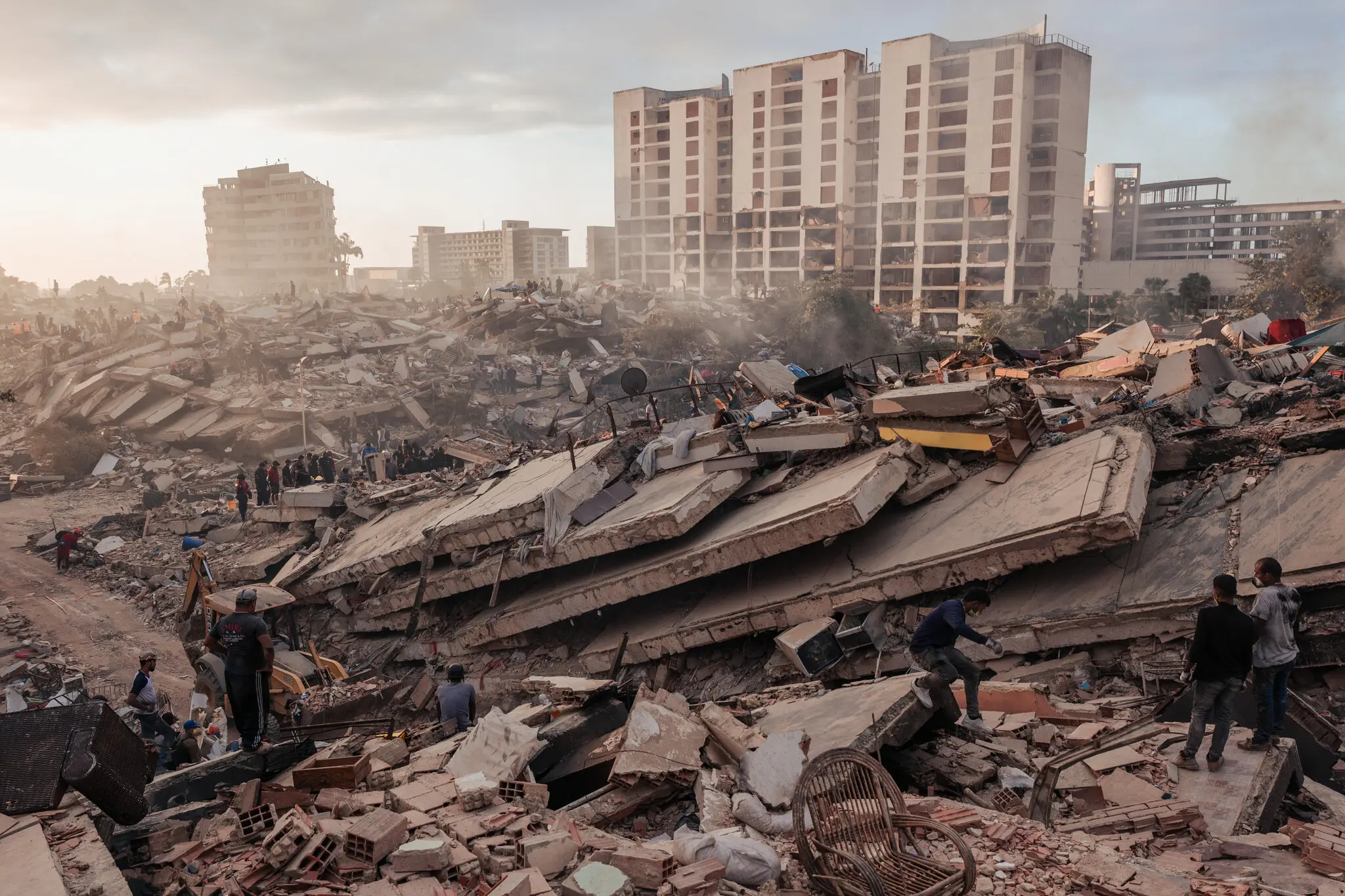 NYT: Lejos de Venezuela, surgen sitios web para rastrear a los desaparecidos tras los sismos