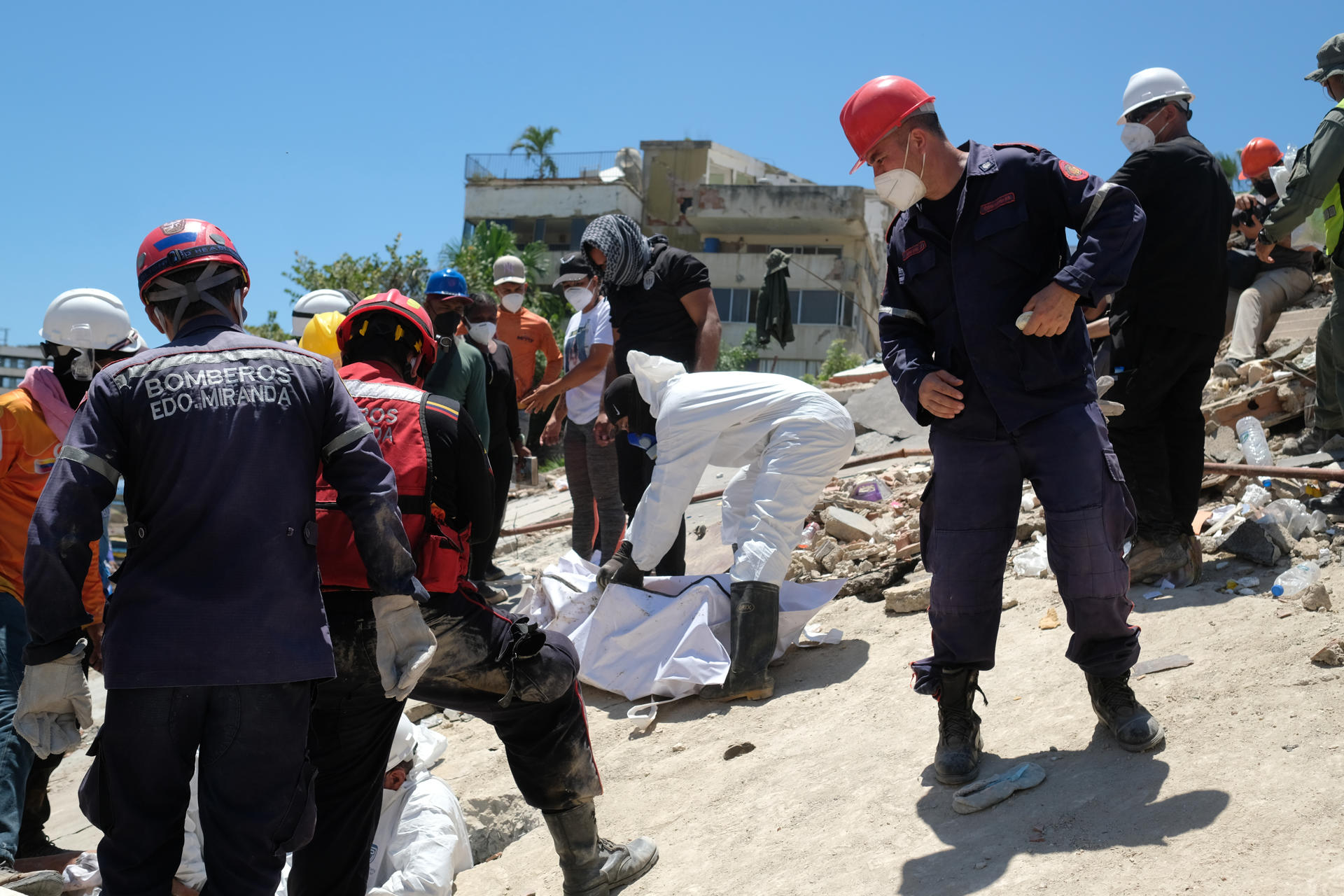 Cifra de fallecidos sigue aumentando: Régimen de Delcy reportó 3.685 muertes por los devastadores terremotos