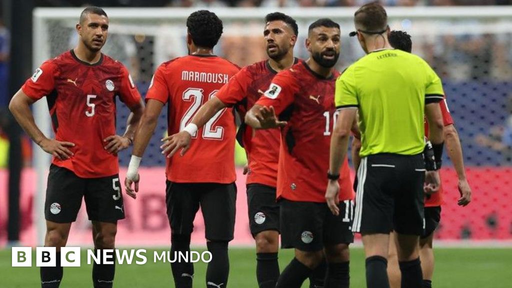 Mundial 2026: La furia y la desolación de Egipto tras su repentina derrota ante Argentina en los últimos minutos en los octavos del torneo – BBC News Mundo