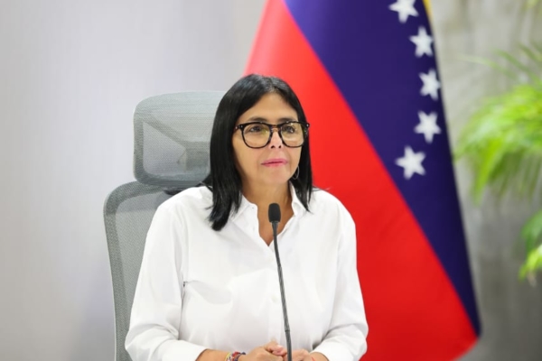 Delcy Rodríguez pide a Carlos III la liberación del oro venezolano en Banco de Inglaterra – bancaynegocios.com
