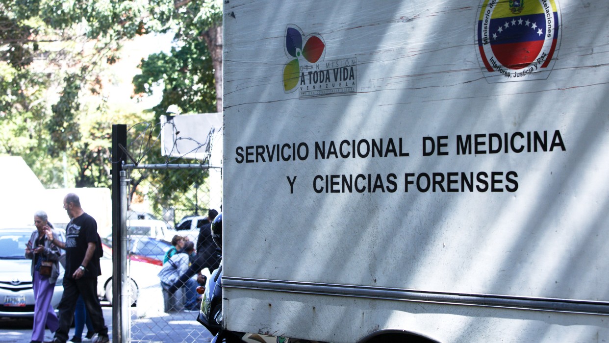 Senamecf activa atención de 24 horas y protocolos de identificación individual para víctimas del sismo