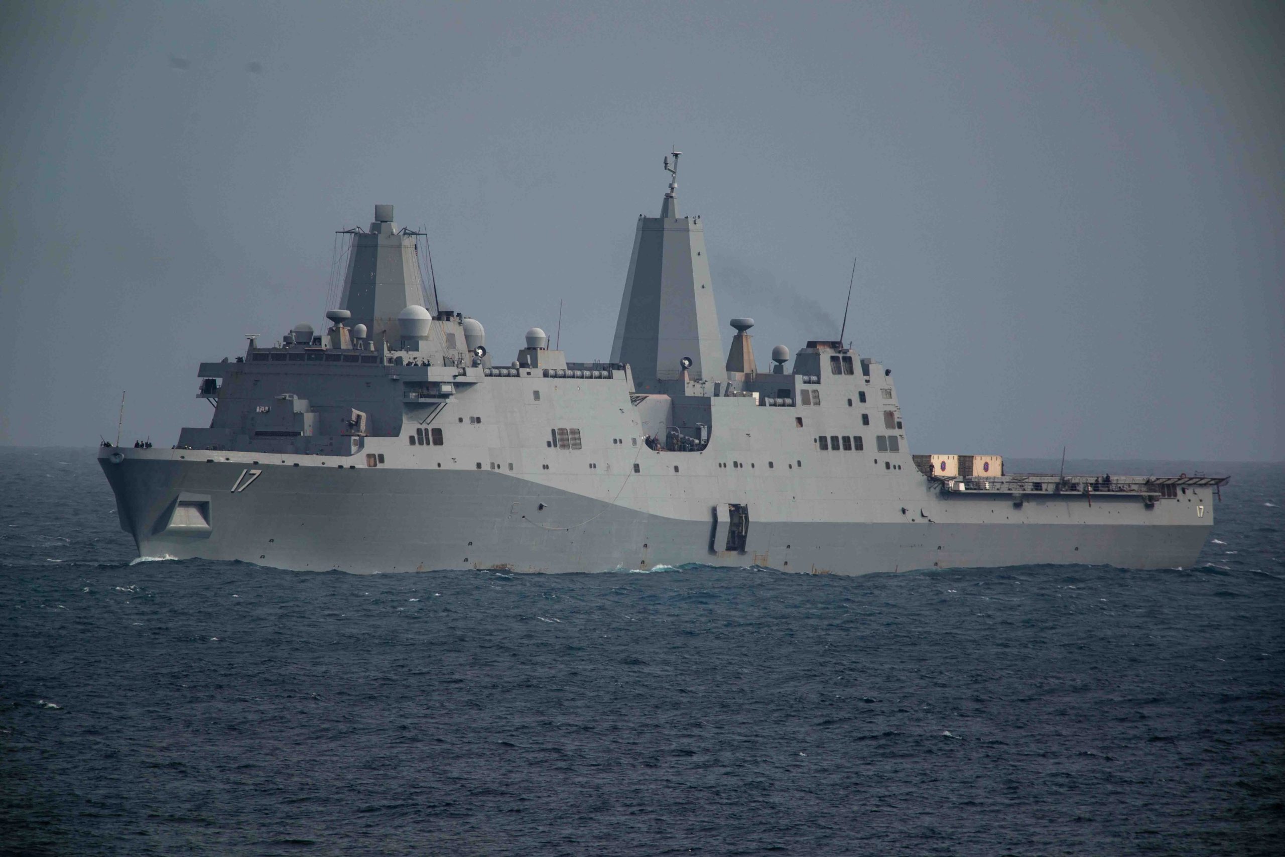 Buque USS San Antonio de EEUU llegó a La Guaira para apoyar labores humanitarias (IMÁGENES)