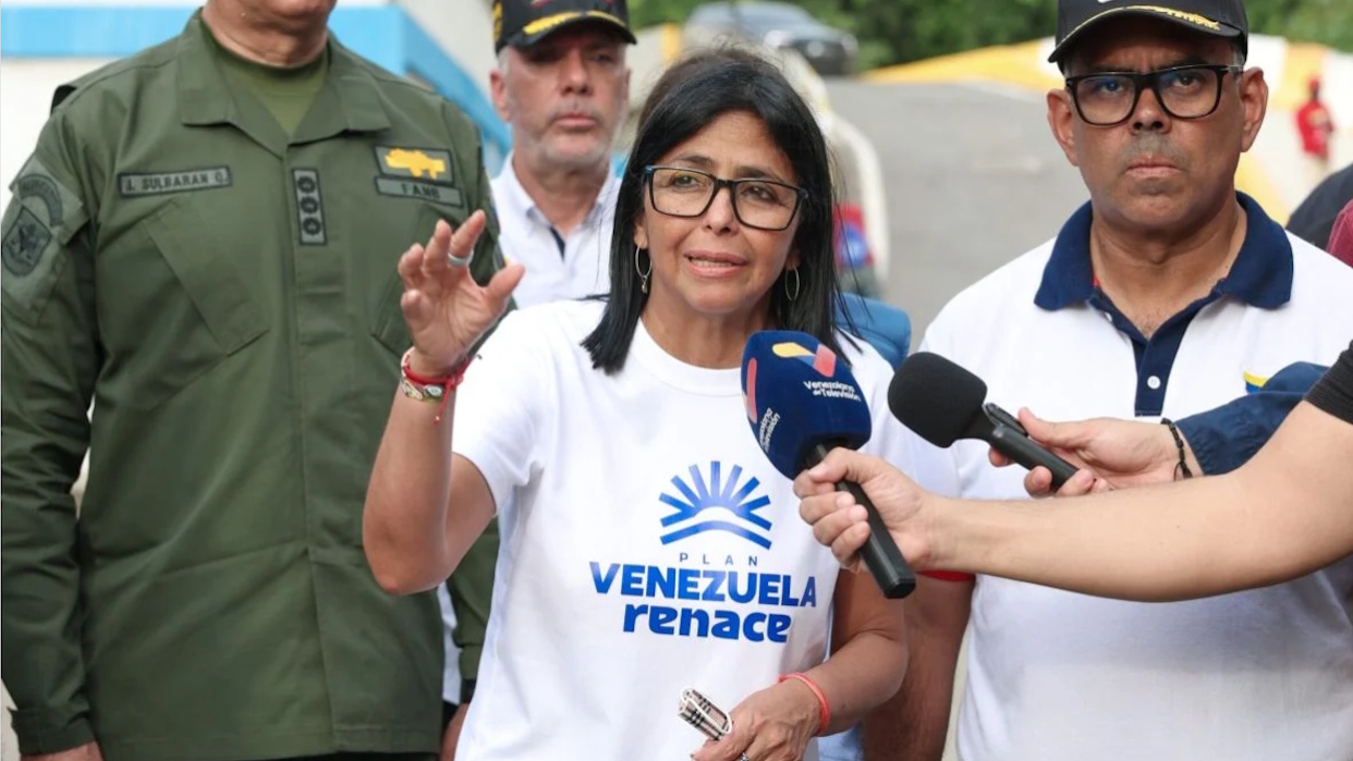 Presidenta (E) Delcy Rodríguez reporta 96% de recuperación eléctrica en La Guaira