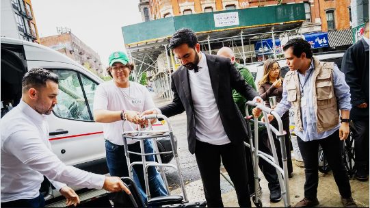 Comunidad latina de Nueva York se moviliza para ayudar a los damnificados en Venezuela