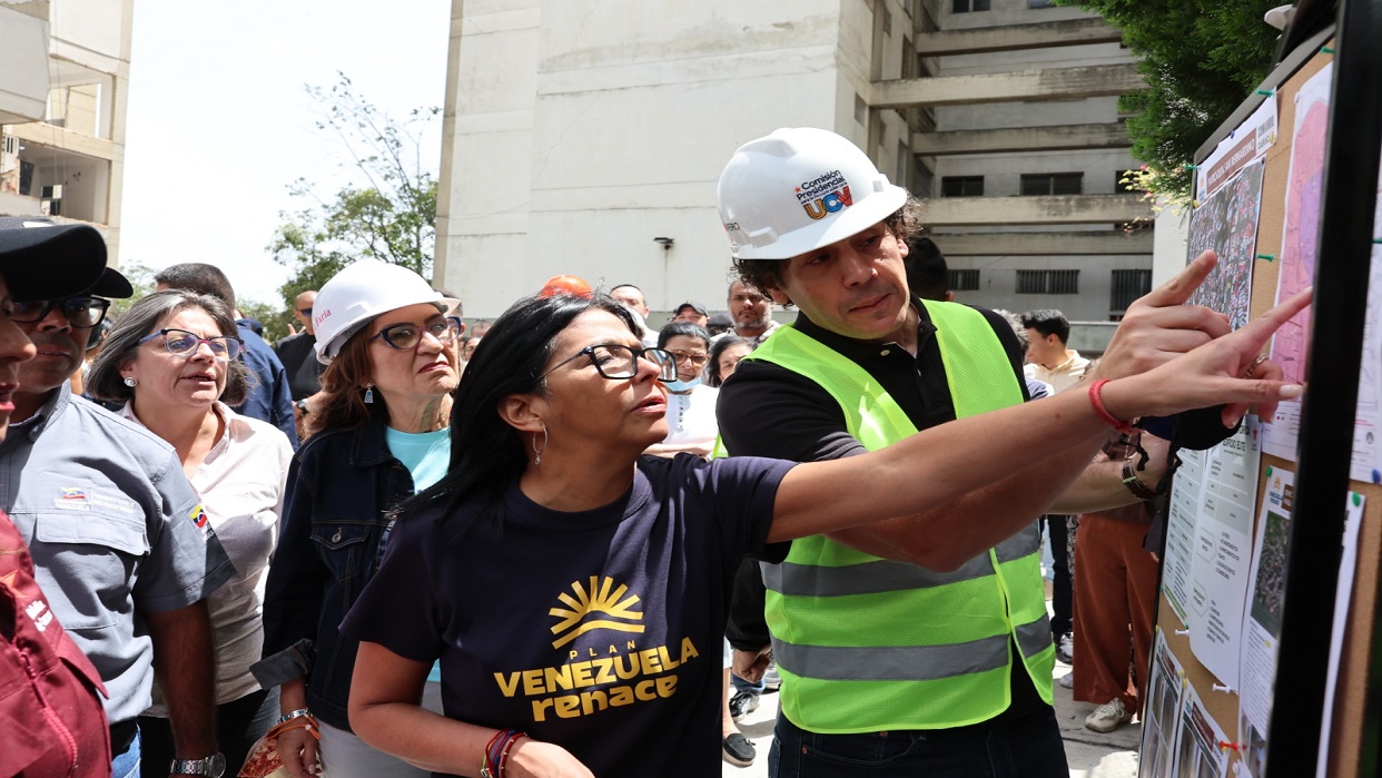 Presidenta (E) Delcy Rodríguez pide calma tras temblor superficial de magnitud 3,9 este 10J