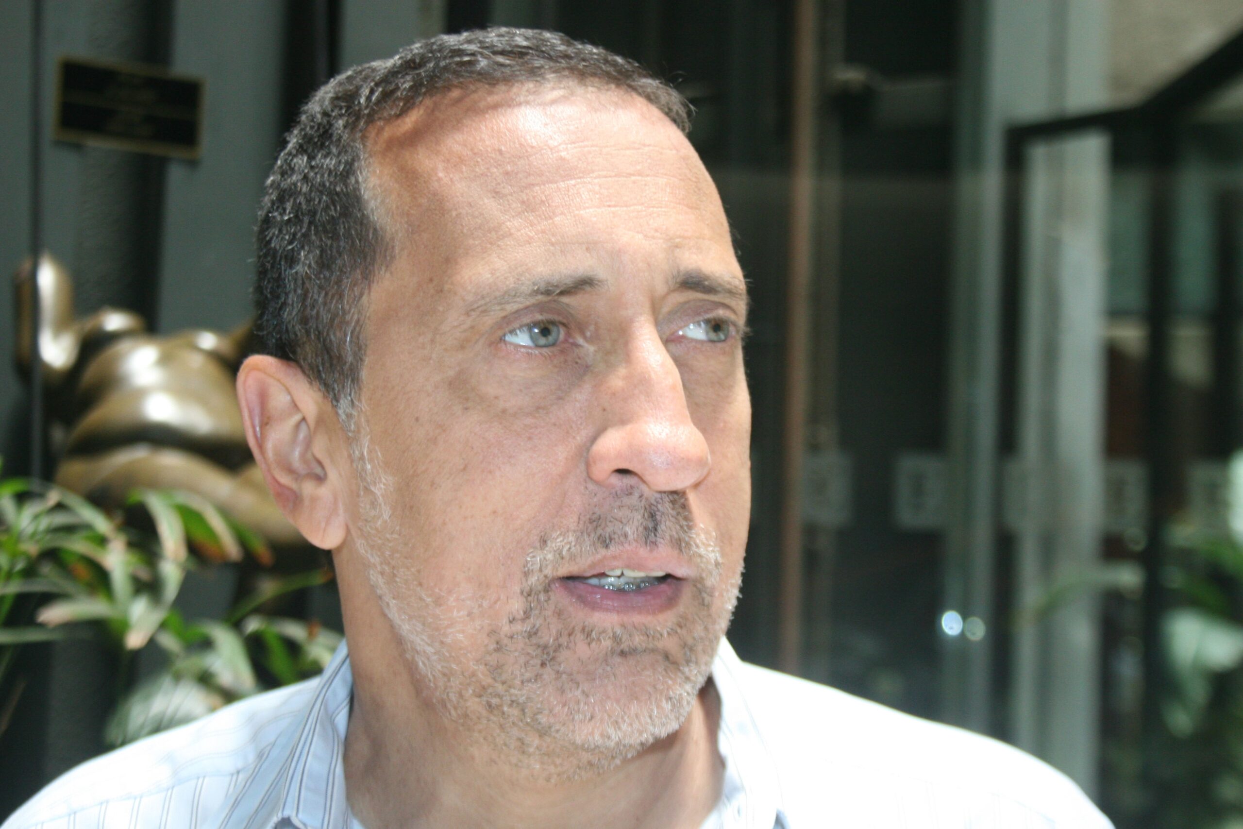 El BCV aplica una “devaluación agresiva” del bolívar, según José Guerra (VIDEO)
