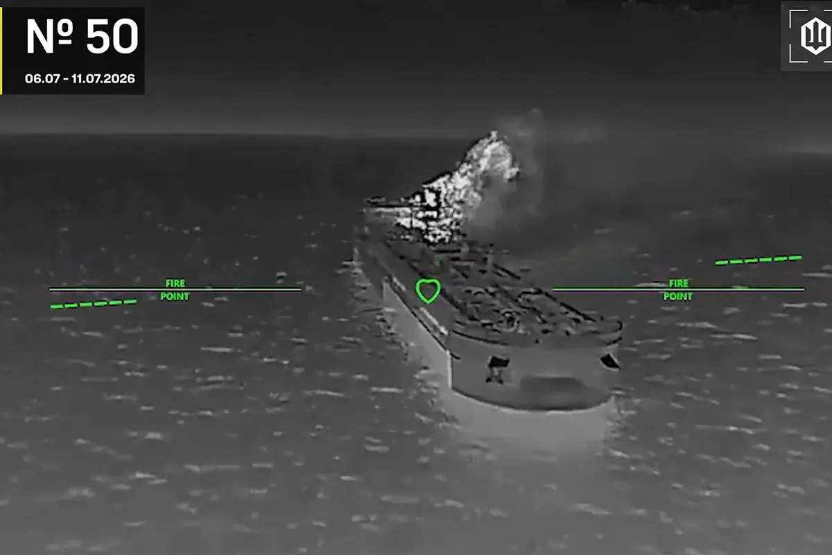 Ucrania alcanza otros 21 petroleros de la “flota fantasma” rusa en el mar de Azov