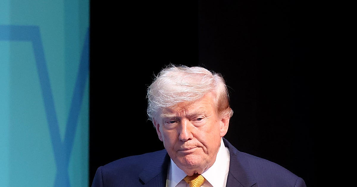 Trump promete arrasar Irán si cumple una amenaza de atentado contra él