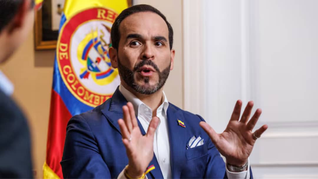 Presidente electo en Colombia aclara que la propuesta de ayuda humanitaria no buscó desconocer la soberanía de Venezuela