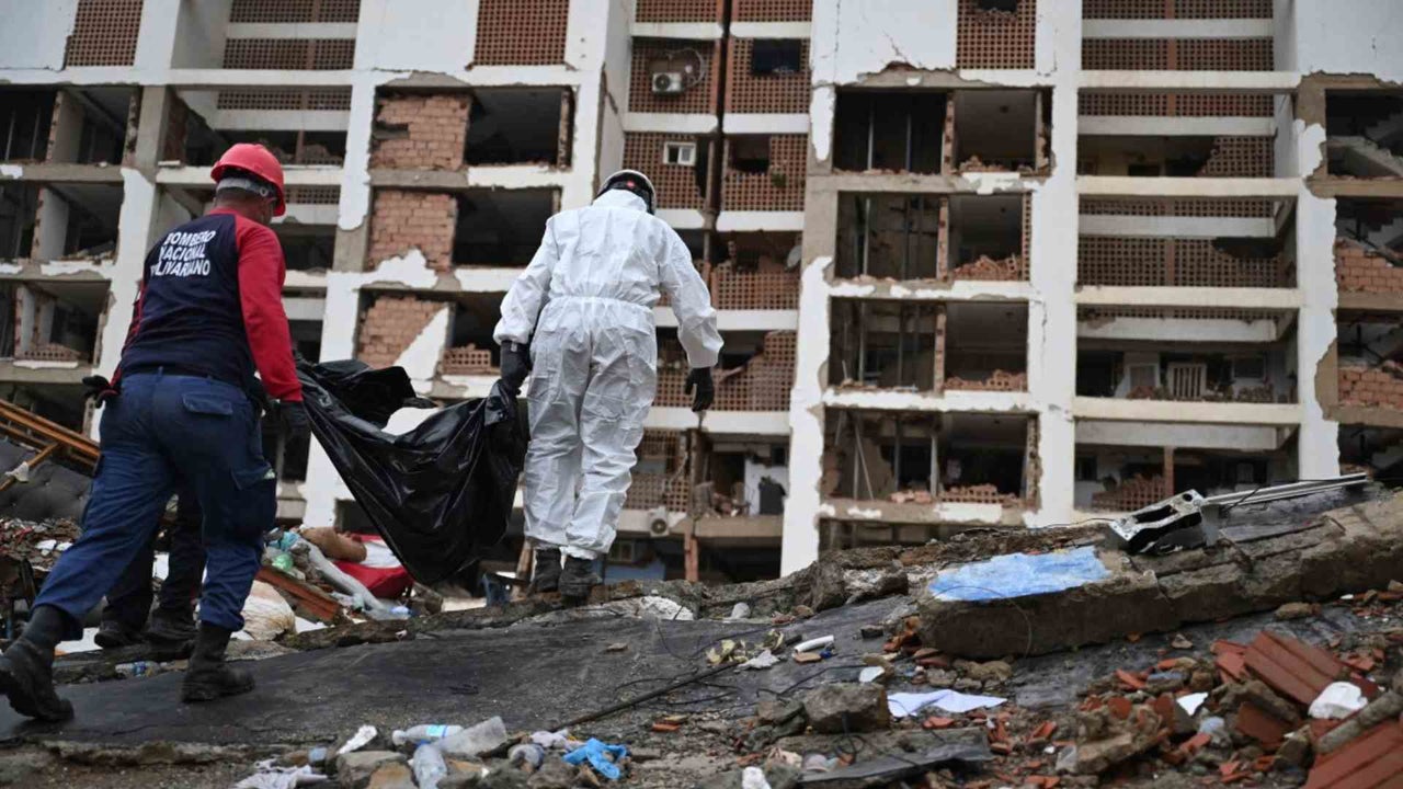 Médicos tratan de evitar una crisis sanitaria entre damnificados tras más de dos semanas de los terremotos en Venezuela | NTN24.COM