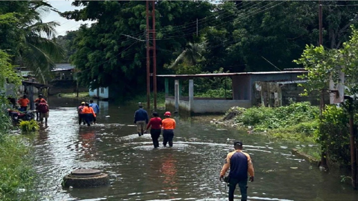 Crecida del río Orinoco afecta a seis sectores de Amazonas