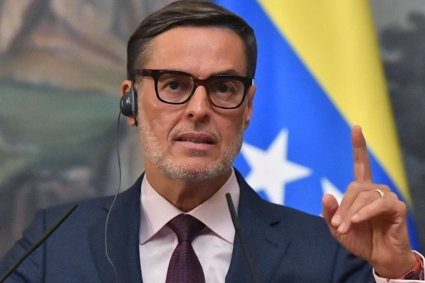 Delcy Rodríguez fusiona ministerios de Relaciones Exteriores y Comercio Exterior y pone al frente a Félix Plasencia – bancaynegocios.com
