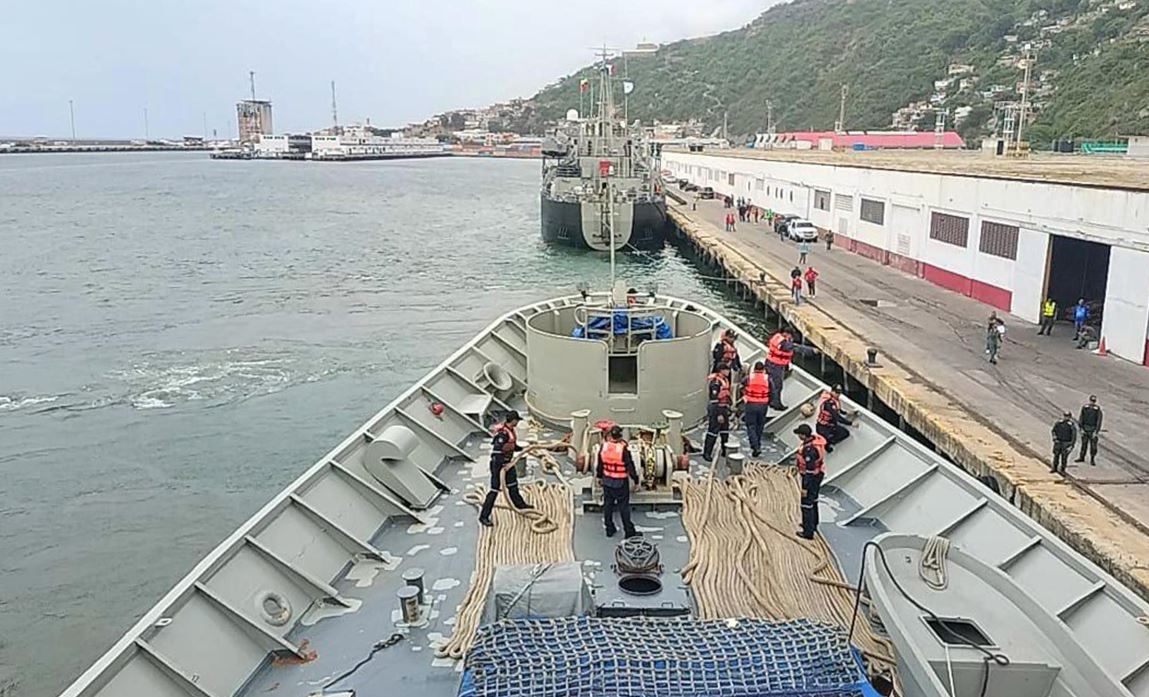 Dos buques de la Armada de México llegaron a Venezuela con casi 400 toneladas de ayuda humanitaria