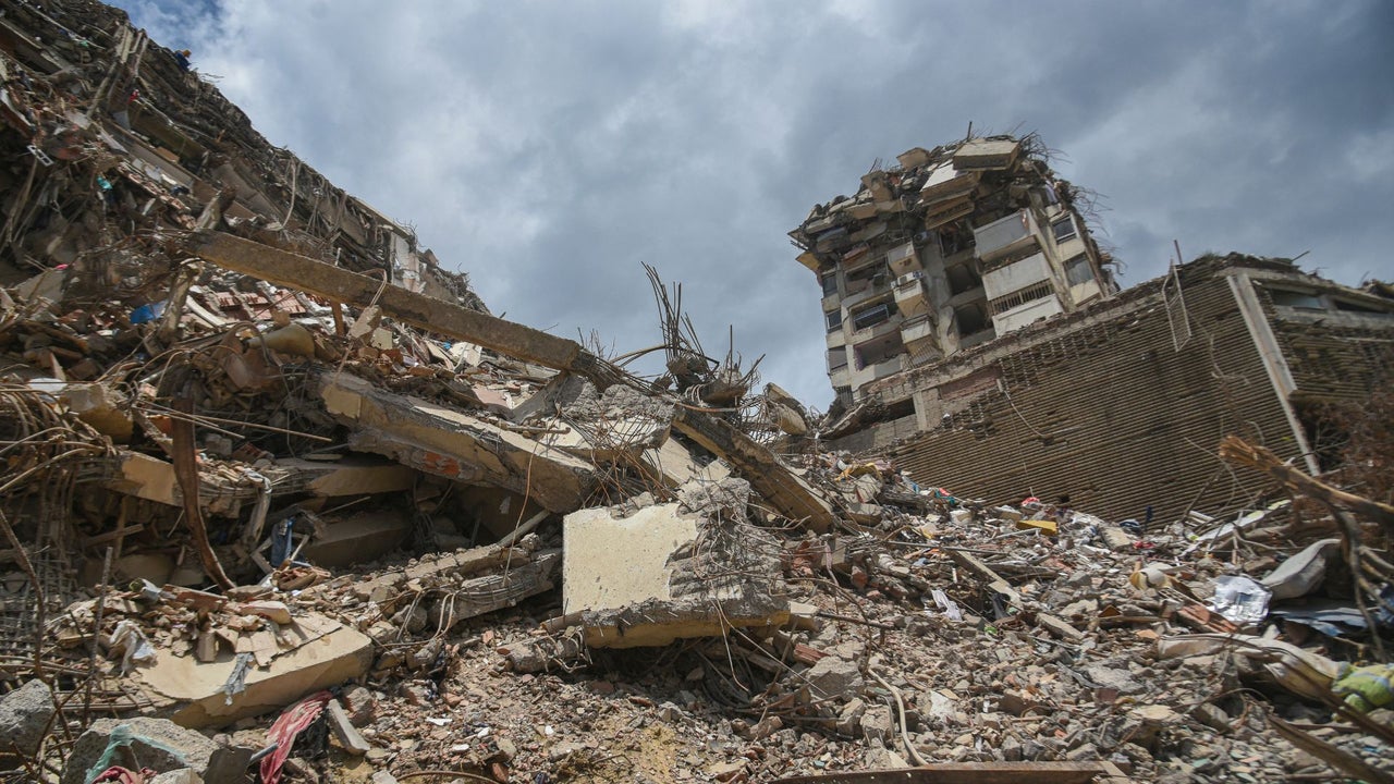 “Yo veo cómo se desploma ese edificio”: el relato de mujer afectada por los terremotos en Venezuela | NTN24.COM