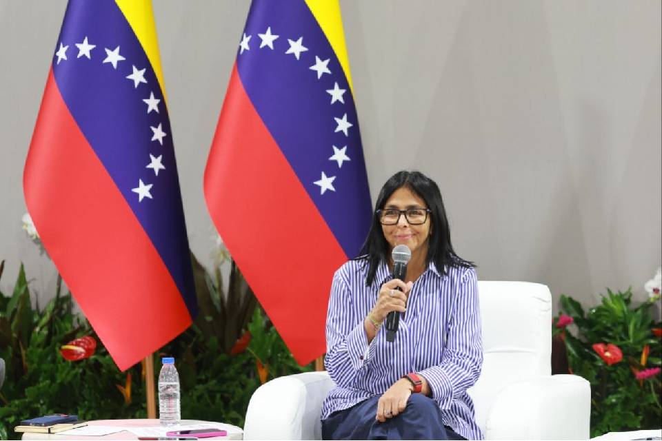 Delcy Rodríguez a empresarios: Producción de petróleo no se vio afectada por terremotos | TalCual
