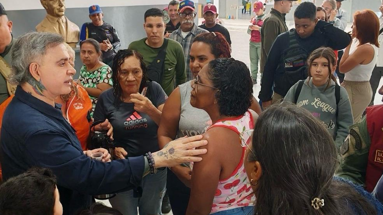 Tarek William Saab informó despliegue de Gran Misión Viva Venezuela en campamento transitorio Pedro Emilio Coll
