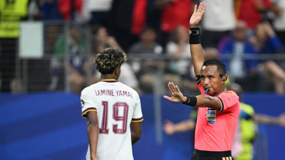 El curioso detalle que nadie notó del silbato del árbitro salvadoreño en el Francia-España por la semifinal del Mundial 2026: “Dios lo guió” | NTN24.COM