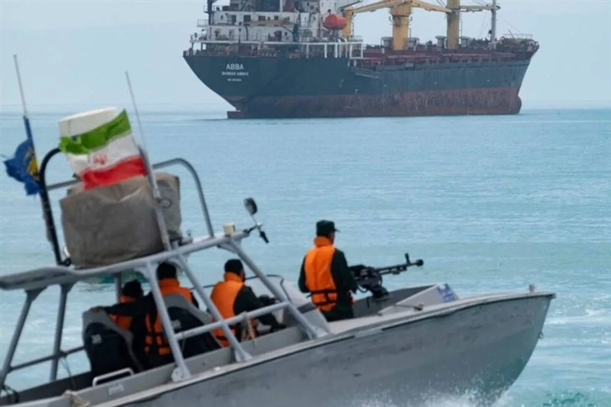 Irán dice que Ormuz “permanecerá cerrado” hasta que cesen los ataques de EEUU