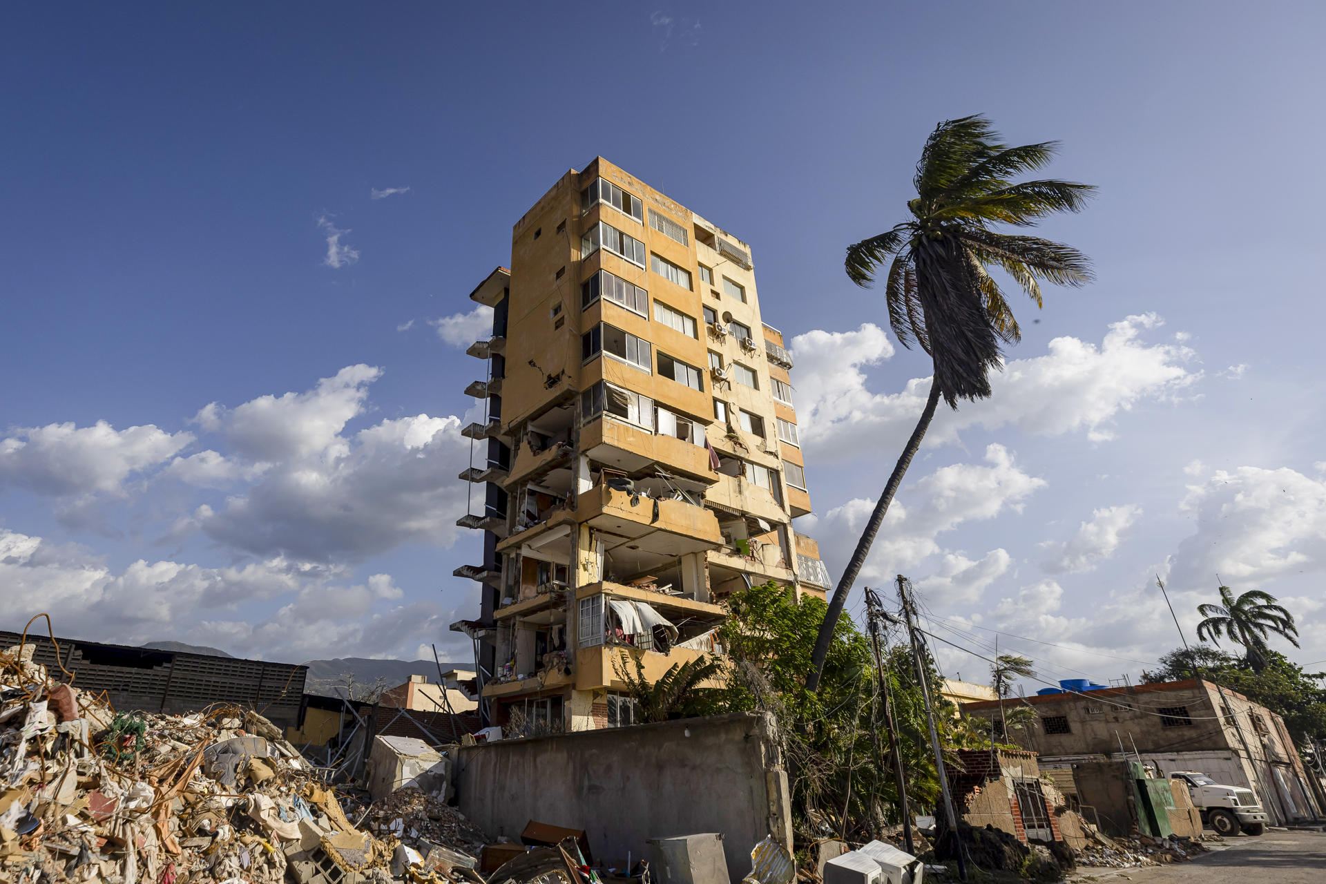 La débil respuesta del régimen empeoró el desastre de los terremotos en Venezuela, según informe