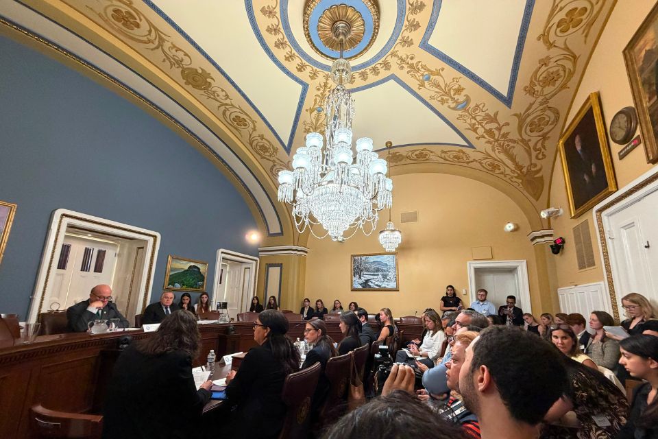 Congreso de EEUU analiza crisis DDHH en Venezuela tras sismos
