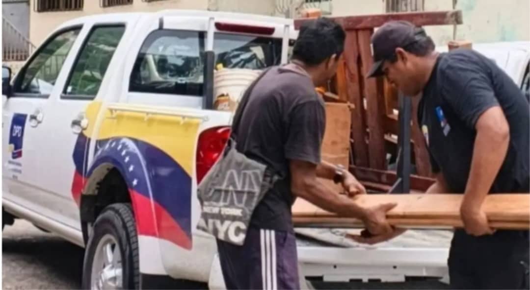 Activan plan gratuito de mudanza para familias afectadas por los terremotos en La Guaira