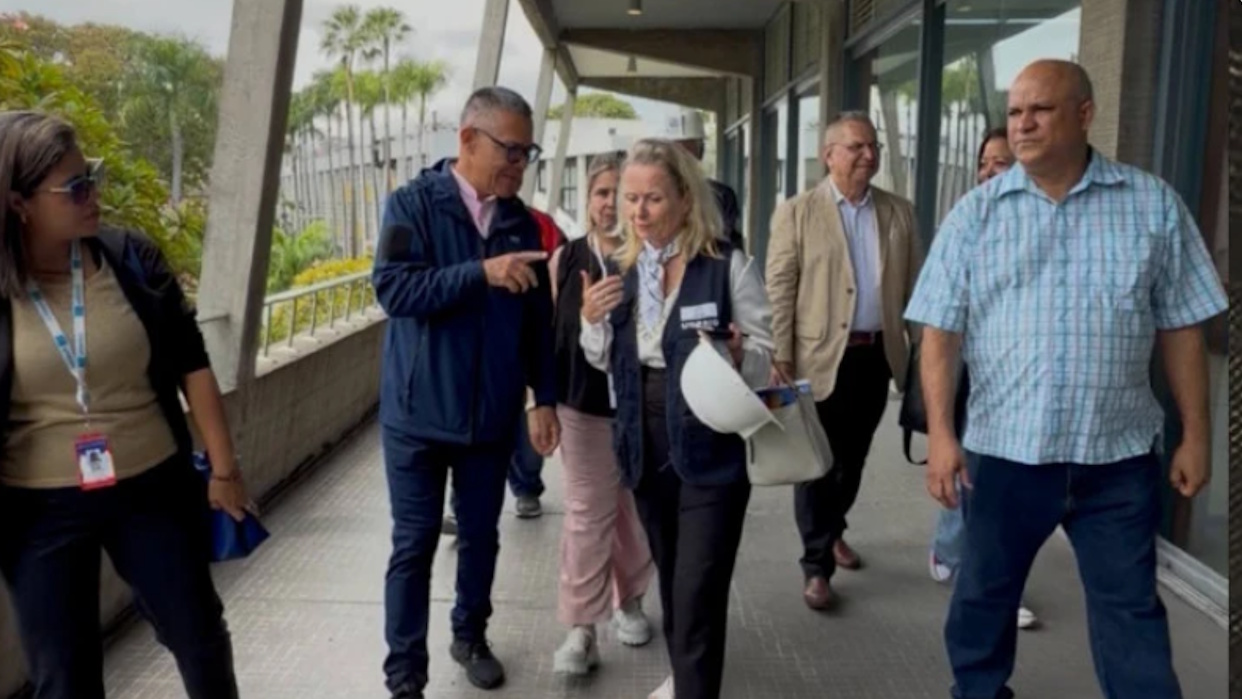 Representantes de la Unesco recorren la UCV para evaluar daños por sismos