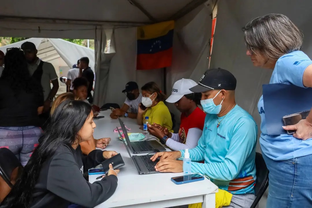 Registro Único de Vivienda agiliza atención en todos los campamentos
