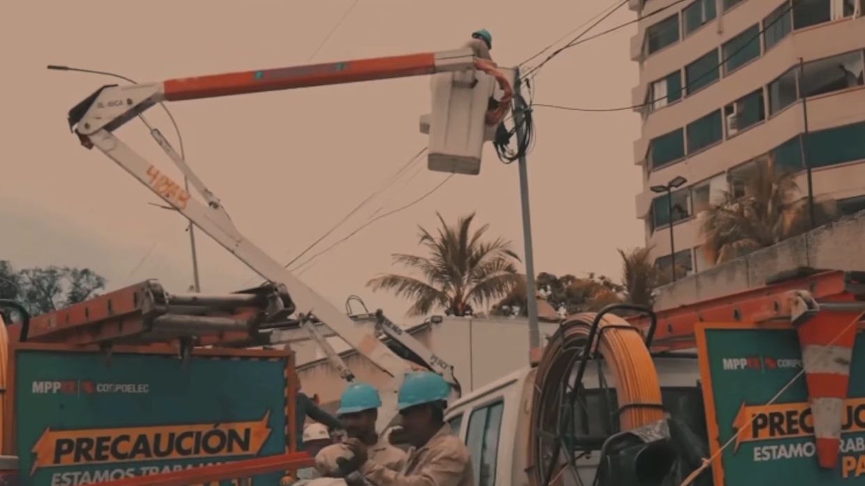 Restituyen el 98% del servicio eléctrico en el estado La Guaira