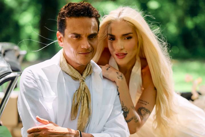 Venezolana Elena Rose se juntó con el colombiano Silvestre Dangond para lanzar “Efectos secundarios”
