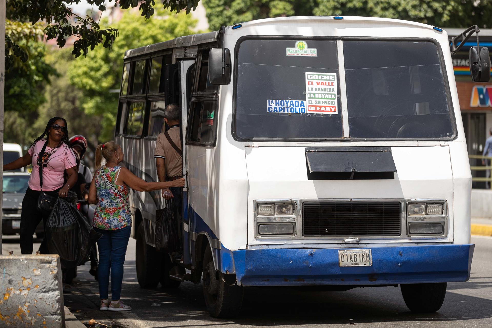 Gremio de transporte anunció cobro del pasaje urbano a partir de 190 bolívares