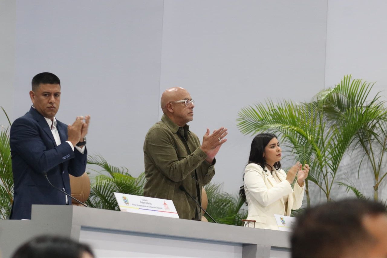 Los seis rostros que representarán al régimen de Delcy en la negociación con la AN de 2015