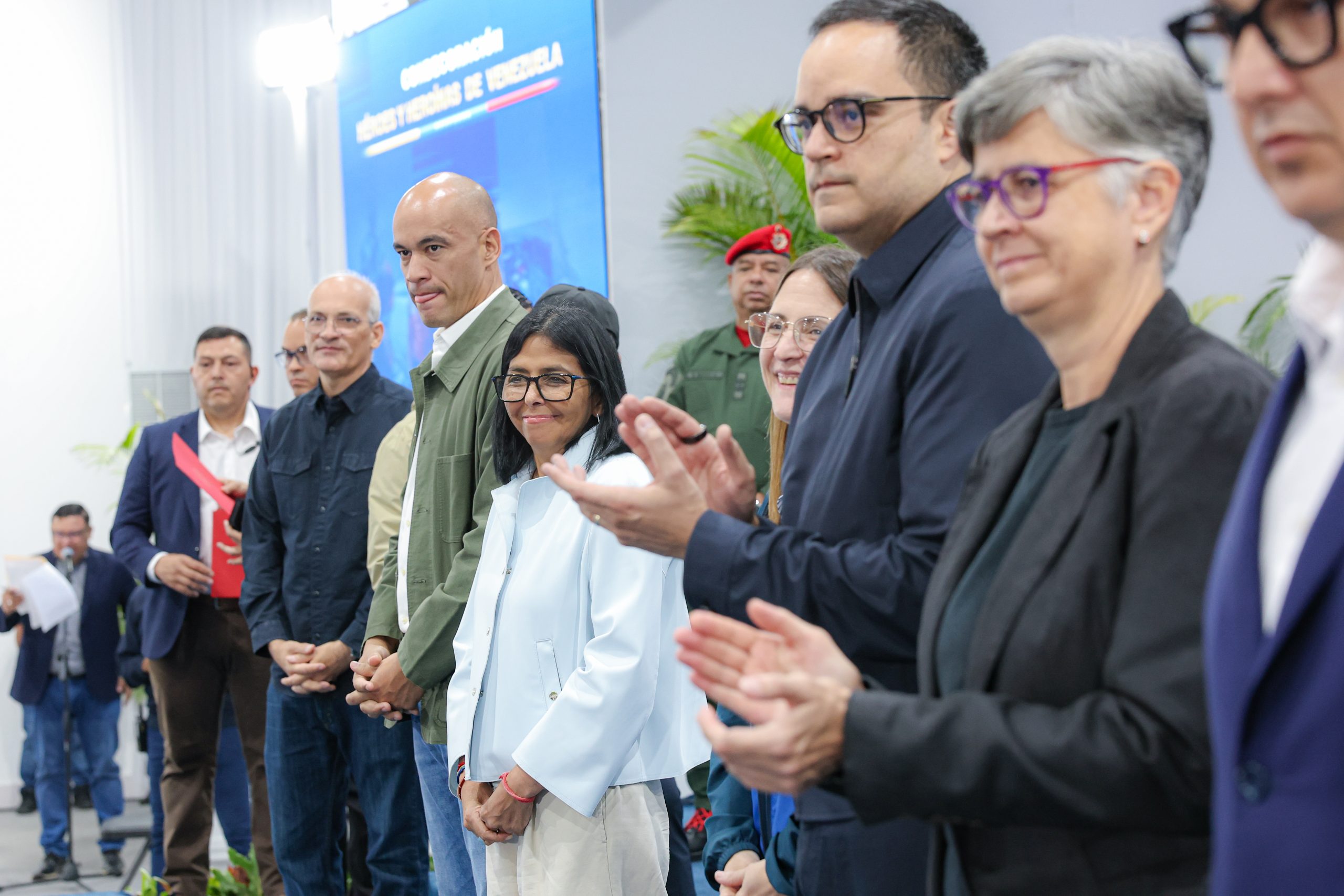 El acercamiento entre Kast y el régimen de Delcy pone el foco en la migración venezolana