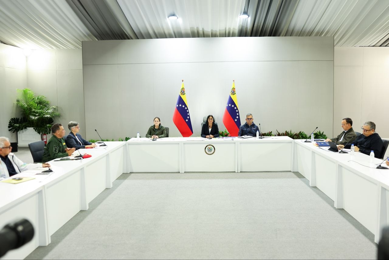 Ya no son las iguanas ni las sanciones: Delcy Rodríguez encontró un nuevo culpable para los apagones que castigan a Venezuela