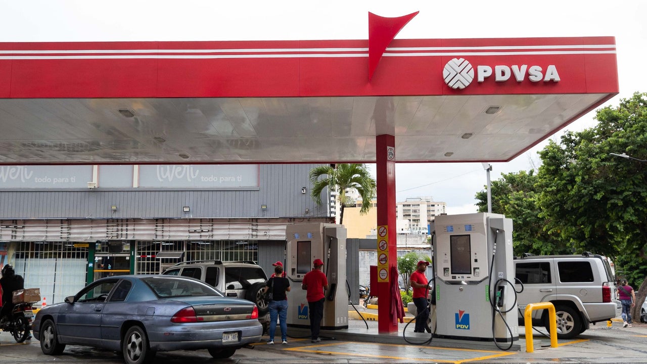 Estados Unidos emitió nueva licencia que autoriza ciertas transacciones con los bonos PDVSA 2020 | NTN24.COM