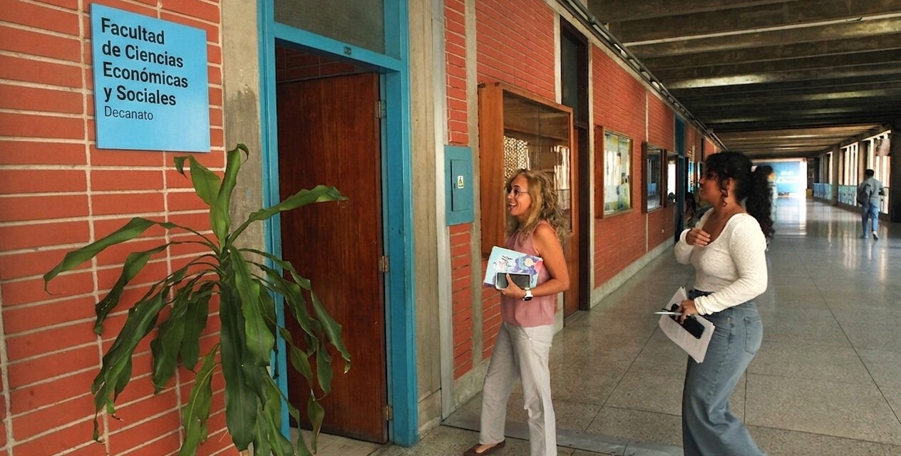 Ucab instó al chavismo a publicar información oficial para la reconstrucción posterremotos