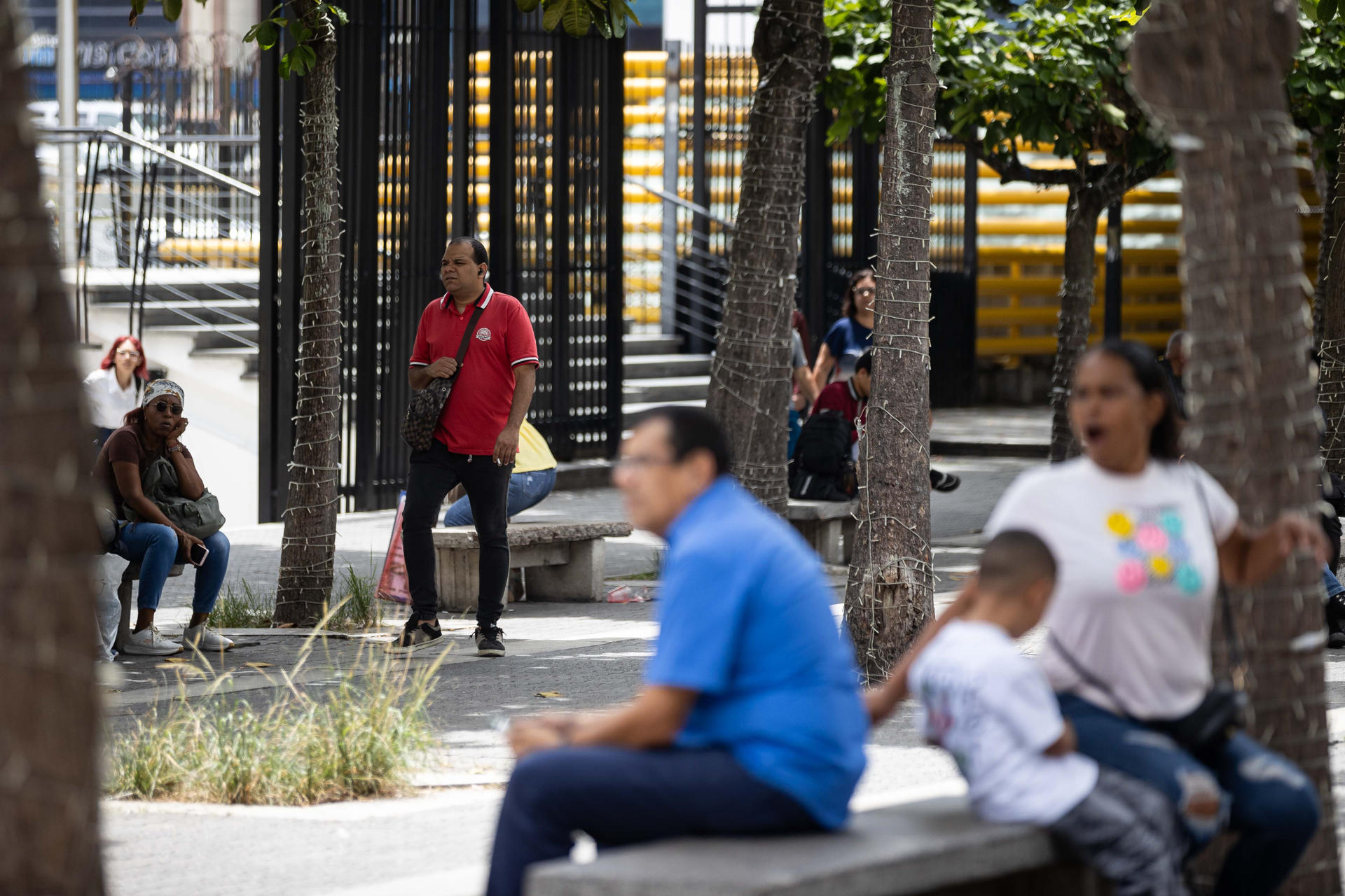 El nuevo diálogo arrancó, pero muchos venezolanos todavía no creen en sus resultados