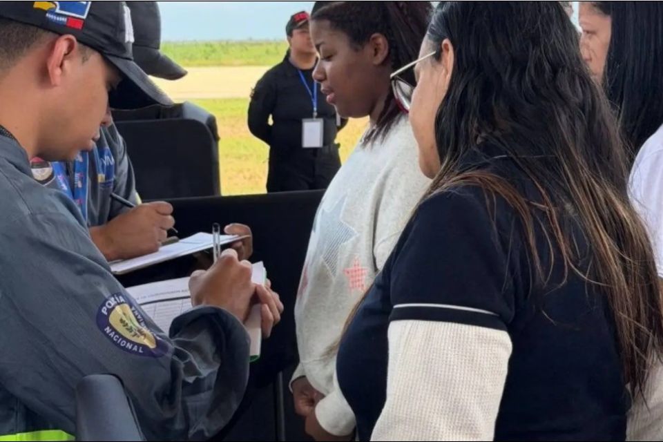 Llegan a Venezuela los primeros migrantes deportados de EEUU desde los terremotos | TalCual
