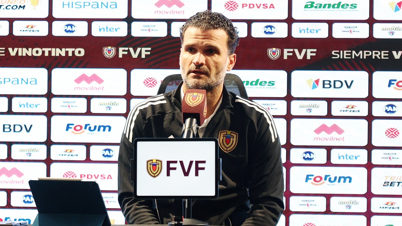 El DT de la selección absoluta de Venezuela, Oswaldo Vizcarrondo, se suma como refuerzo de la Vinotinto Sub-20 | NTN24.COM