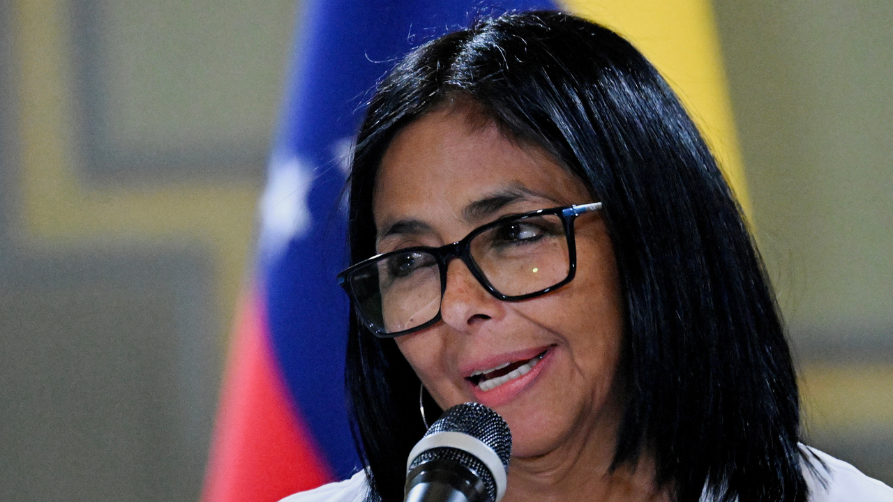 Delcy Rodríguez estaría planeando su exilio a Catar, dice David Placer: 